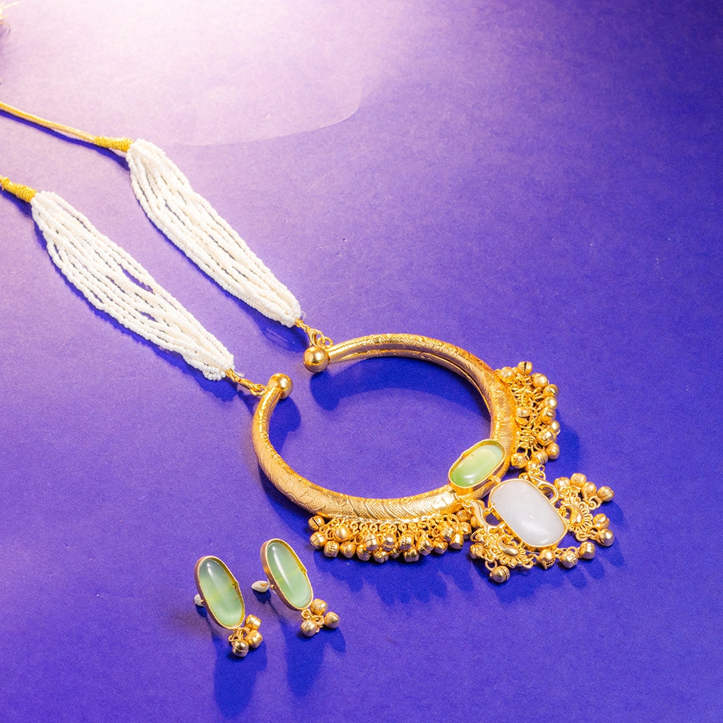 Onyx Horizon Necklace Set