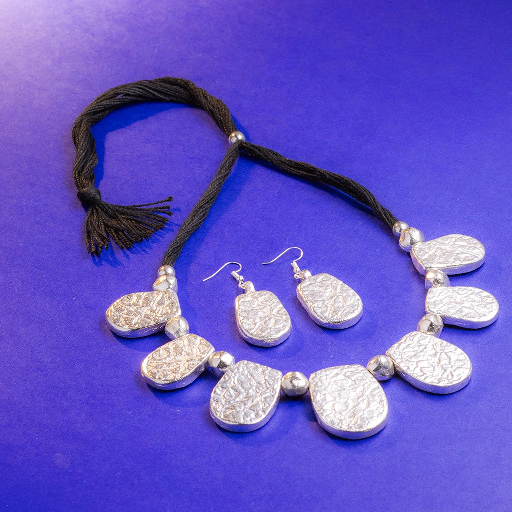 Rajvi Shila Silver Necklace