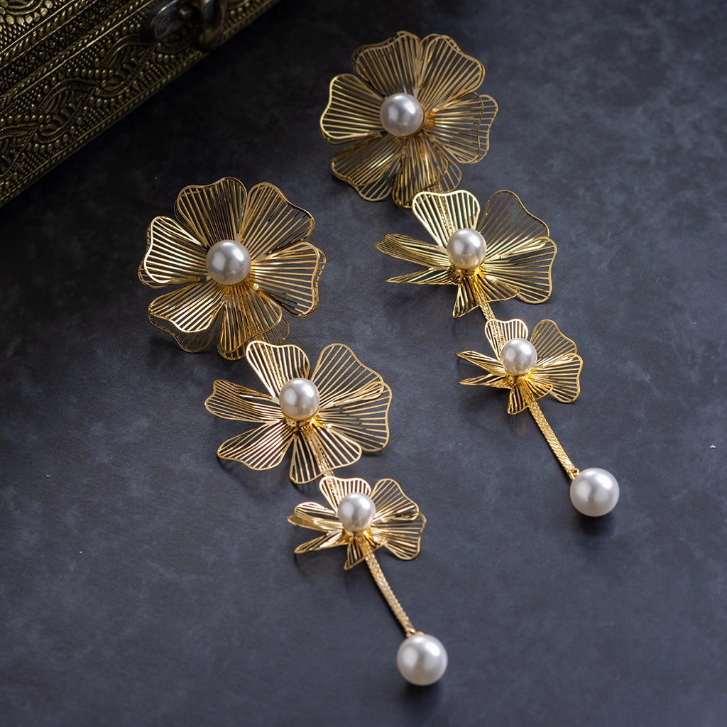 Celestia Bloom Pearl Drops Gold