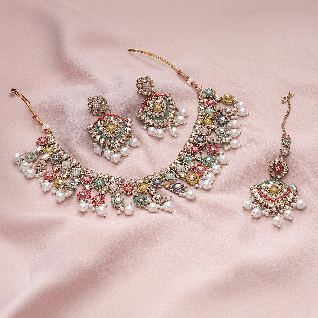 Noor-E-Jahan Gulrang Pearl Choker Set