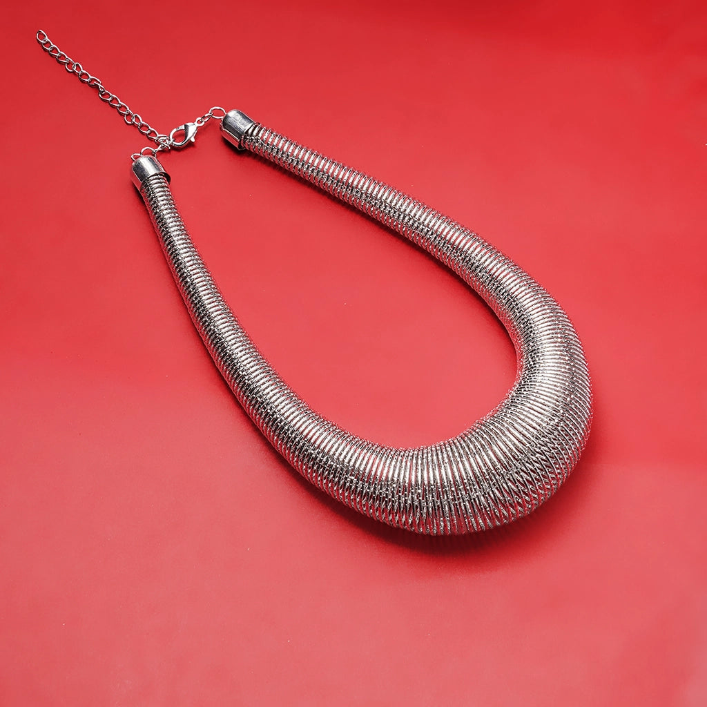Power Cut Silver Collar Necklace