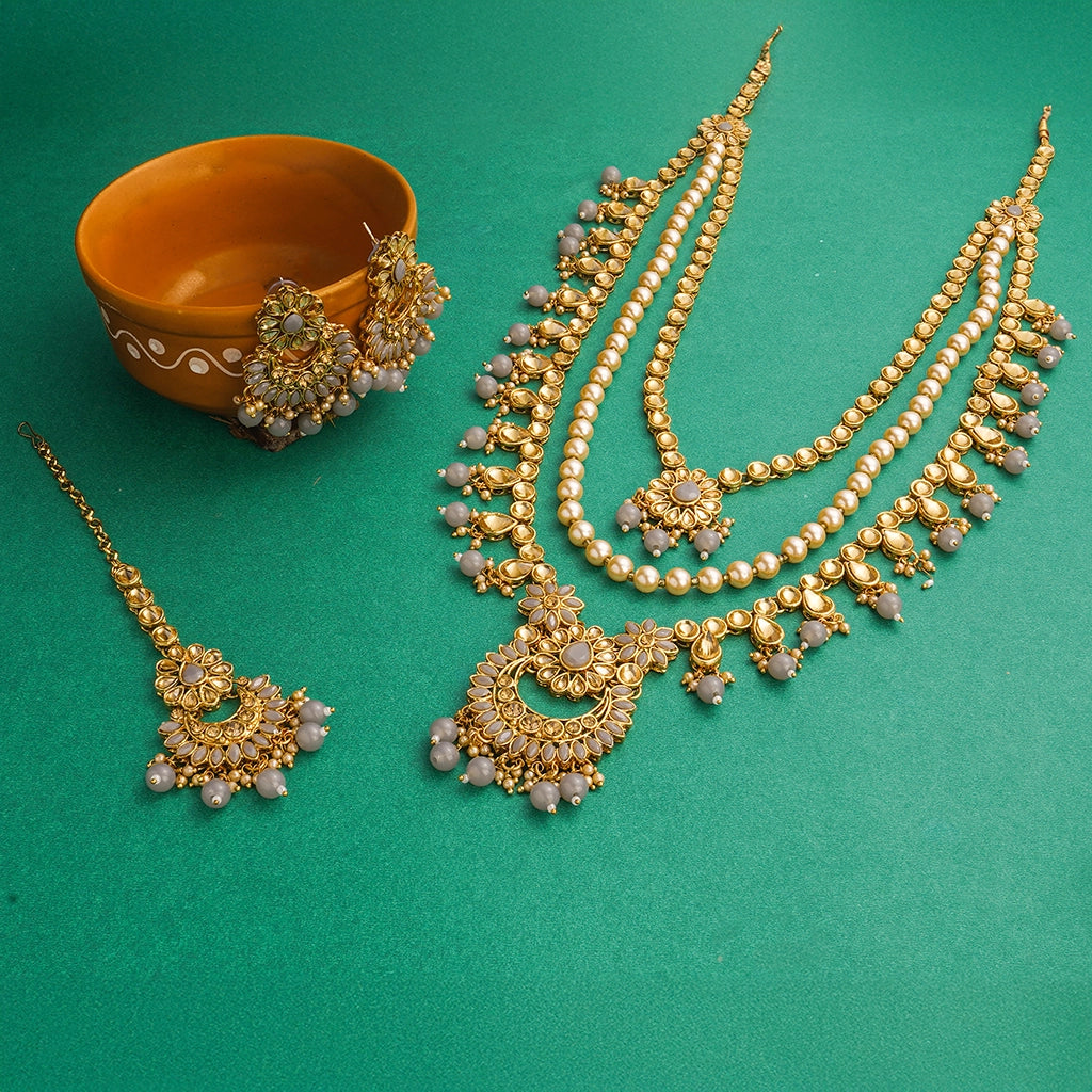 Smoky Noor Royale Layered Necklace Set