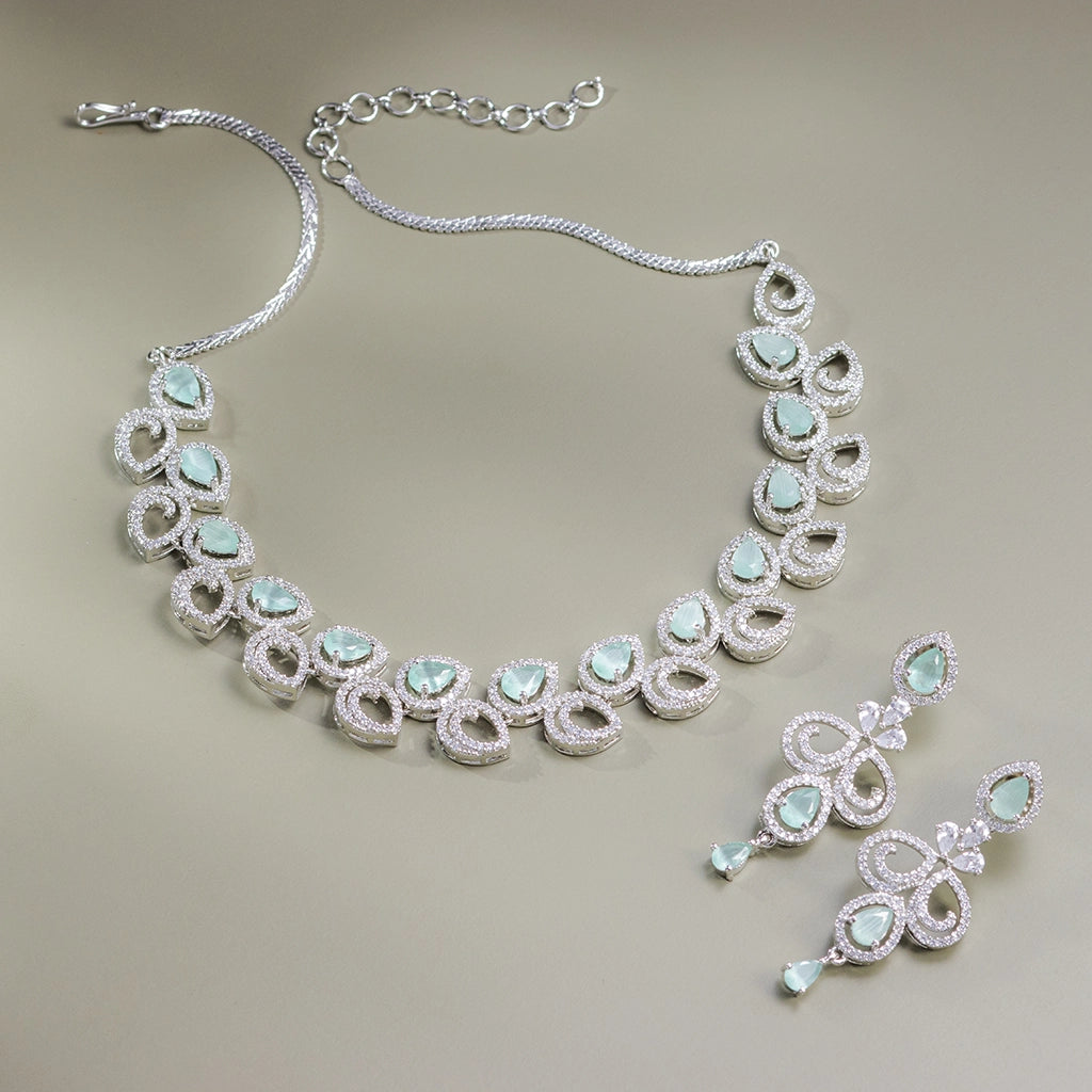 Mint Halo Crystal Necklace Set