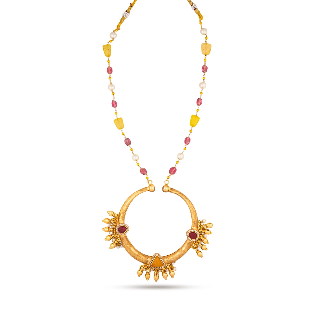 Heritage Gold Pendant Necklace Set