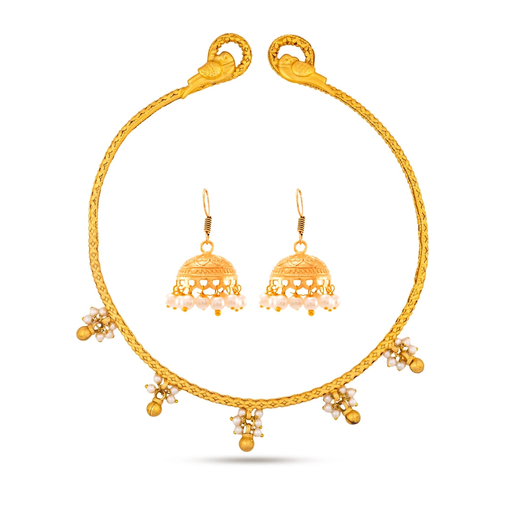 Golden Pearl Charm Choker Set