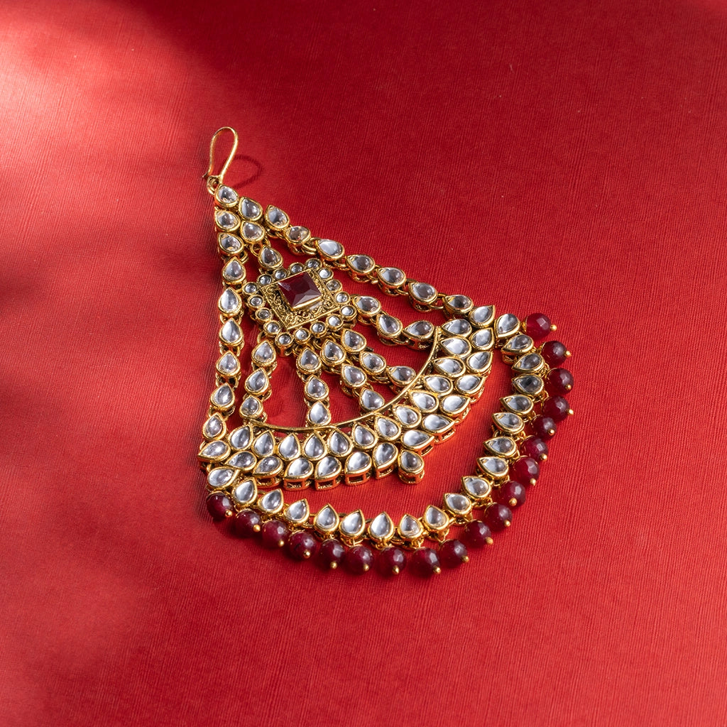 Rajsi Kundan Ruby Chand Tikka