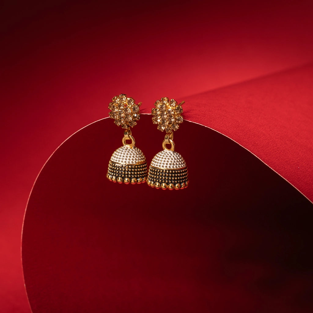 Aaina Aura Noir Pearl Jhumkas