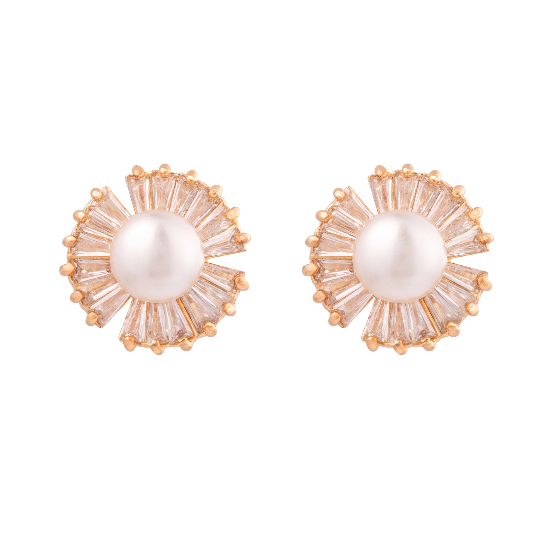 Flow Pearl Radiance Studs