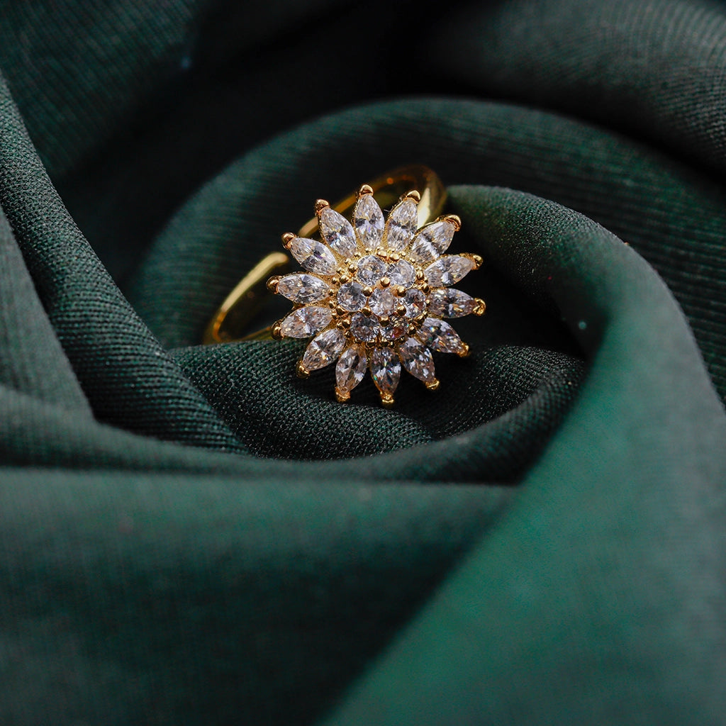 Sunburst Crystal Bloom Ring