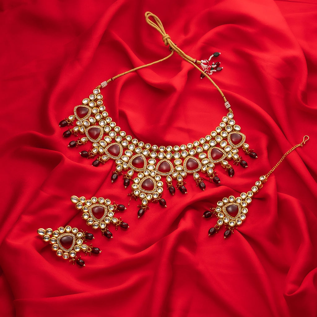 Ruhani Kundan Choker Set