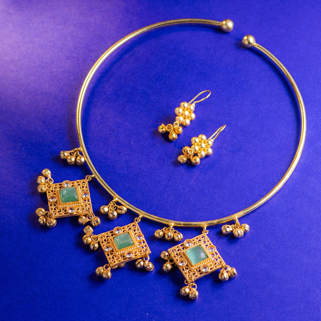 Noor-E-Zarina Royal Collar Set